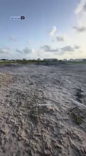 מכתש ענק ליד אוהלי האספסוף העזתי שנוצר בעקבות תקיפות צה