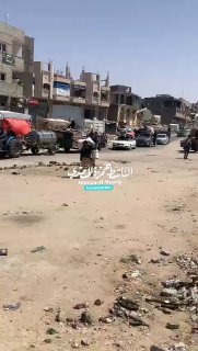 עזתים מתפנים ממחוז ח'אן יונס בשעות האחרונות לאחר הנחיית דובר...