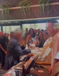 טרגדיה ברחובות: מוהל תושב העיר התמוטט במהלך טקס ברית מילה...