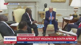 🇺🇸🇿🇦 רמפוזה עוקץ קלות את טראמפ: מתנצל, אין לי מטוס לתת לך...