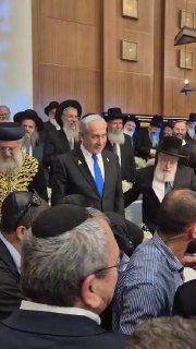 ״לבנימין אמר ידיד ה׳ ישכון לבטח״....