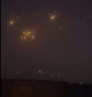 עצמים מעופפים בהירים נצפו על ידי מקומיים בשמיים מעל קזחסטאן...