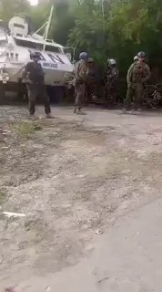 תיעוד מלבנון: אזרח לבנוני מתעמת ועוצר כוח של יוניפי