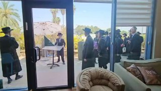 אלי הירשמן:...