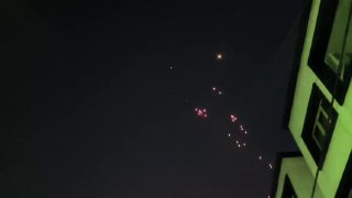 שמי טהרן כעת...