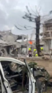 תיעוד נוסף: הרס עצום בשכונה שנפגעה בראשון לציון 
...