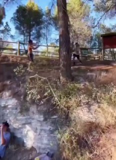 איראני מתאבד...