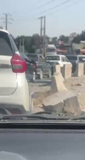 תורי ענק של שעות בתחנות הדלק בטהרן...