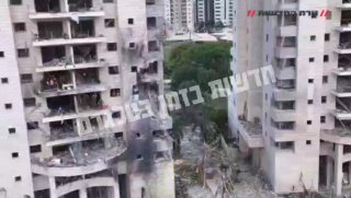 פתח תקווה...