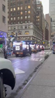 בינתיים במנהטן ניו יןרק: קמפיין הסברה ישראלי ברחובות העיר...