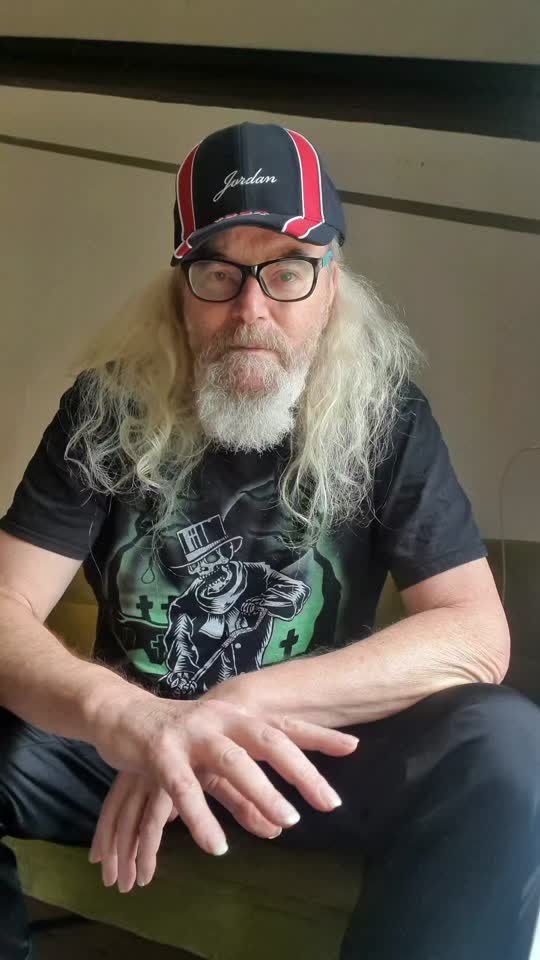 השמאלני והזברה...