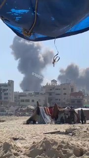 עיתונאים עזתיים מדווחים על סדרת תקיפות של צה