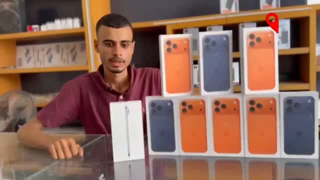 בכל העולם בוכים על הרעב בעזה והמרדף שם אחרי אוכל- אבל בעזה...