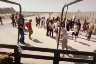 מפגינים שמאל מאתגרים את צהל ולא נותנים לעשות חילוף כוחות בשטח...