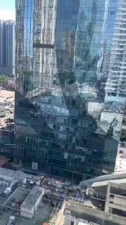 סין: התקנת פאנלים סולאריים בעזרת רחפנים - במקום מנוף....