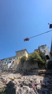 הנדנדה בעיר מוסטר, בוסניה 🇧🇦😳...