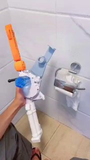 לא חבל על הנייר טואלט? 😅🤣...