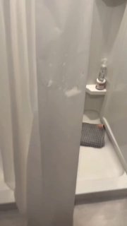 ככה זה כשגרים עם המעצב פנים באותה דירה... 😅🤣...