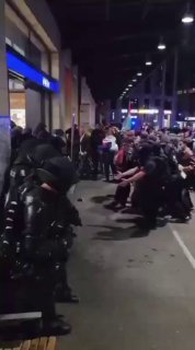 הפגנת פרו פלסטינים בז׳נבה, שוויץ.
...