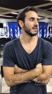 יונתן שמריז היה פעיל של יש עתיד ב-2018 וזה מסביר הכל. ...