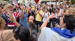 החגיגות שנמשכות בכיכר החטופים. צילום - אפרת ספרן...