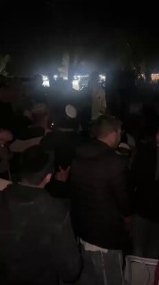 ההתרגשות בשיאה: המונים התאספו בחניון רעים לקראת שחרור...