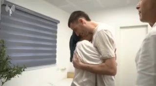 אבינתן אור עם בת זוגו נועה ארגמני...