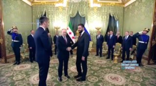 הנשיא א-שרע הגיע למוסקבה: ידרוש את הסגרת אסד
...