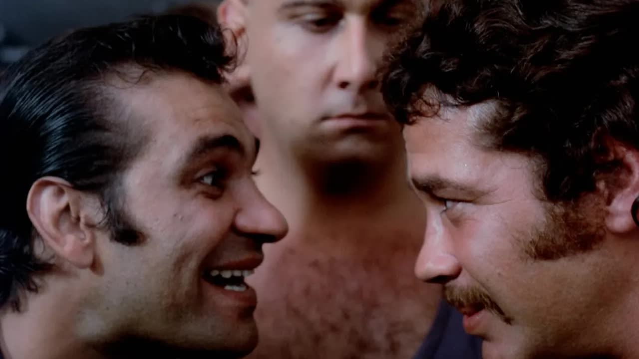 אחת הסצנות הקורעות מתוך סרט הקאלט 