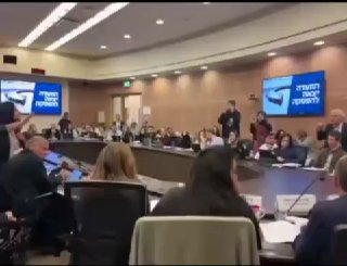 רץ ברשת: עינב צנגאוקר מקללת בועדת הכנסת, מילים ברמה נמוכה...