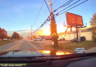 🇺🇸 תיעוד חדש של התרסקות המטוס אתמול בלואיוויל
...