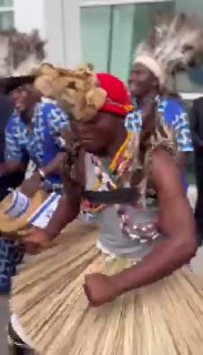 בינתיים הנשיא בזמביה...