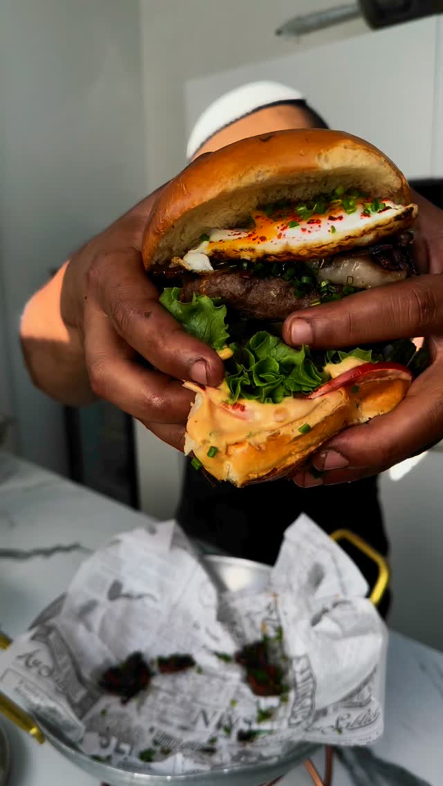 המבורגר של השמחות בשיתוף מרינה פטריות חובה להכין למתכון...