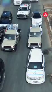 דגלי ישראל ותמונות של נתניהו על אדמה סוריה...