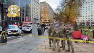 ראשוני: שני אנשי המשמר הלאומי נורו סמוך לבית הלבן 1 נהרג...