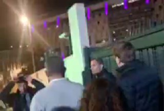 ראשי רשויות בעוטף רוצים להיכנס למשרד ראש הממשלה....