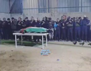 העזתים מפרסמים לכאורה סרטון מהלוויתו של יאסר אבו שבאב....