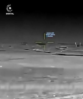 תיעוד מדהים: הרגע בו רחפן אוקראיני משמיד מטוס רוסי ...