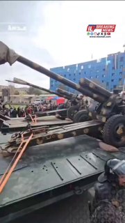 תיעוד ממצעד צבאי בדמשק לציון שנה לנפילת משטר אסד....