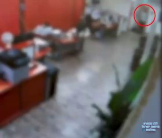 חשד: הגיע למפעלים בטענה שבא לריאיון עבודה וגנב ארנקים של...