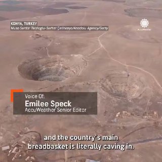 🇹🇷 מאות בורות ענקיים בולעים את שדות החיטה במישור קוניה,...