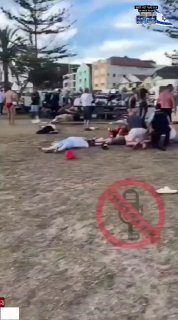 תיעוד קשה לצפייה מהירי באוסטרליה: ...