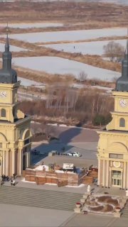 ⛄️ סינים בנו בובת שלג ענקית בהרבין, בירת מחוז היילונגג'יאנג...