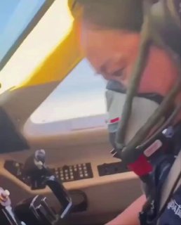 סיבוב חירום מעל האוקיינוס האטלנטי למטוס שטס מהולנד לברזיל,...