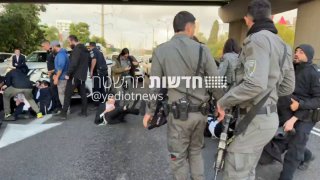 הפגנת חרדים בכביש 4: חסימות ועימותים עם המשטרה החלו הפגנות של...