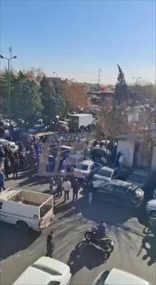 הפגנות החלו גם בשוק הברזל של טהרן 