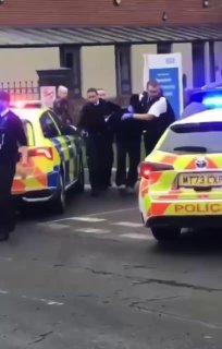 עוד יום של "הנורמלי החדש" ב"אנגליה המודרנית", כאשר אפגני הוצא...