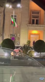 ירי חי כעת של שוטרי הבסיג' האיראני לעבר המפגינים באיספהן 