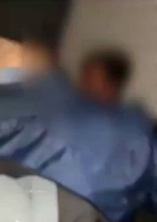 איראני צעק קריאות גנאי נגד המנהיג העליון של איראן, האייתוללה...