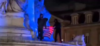 מחאות פרצו נגד ארה"ב, בגנות הפלישה לוונצואלה ותפיסת הנשיא...